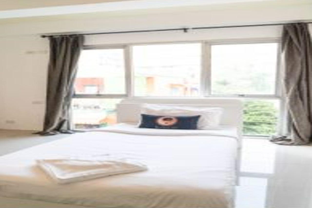 Roomquest Bangkok Sukhumvit 50 Buitenkant foto