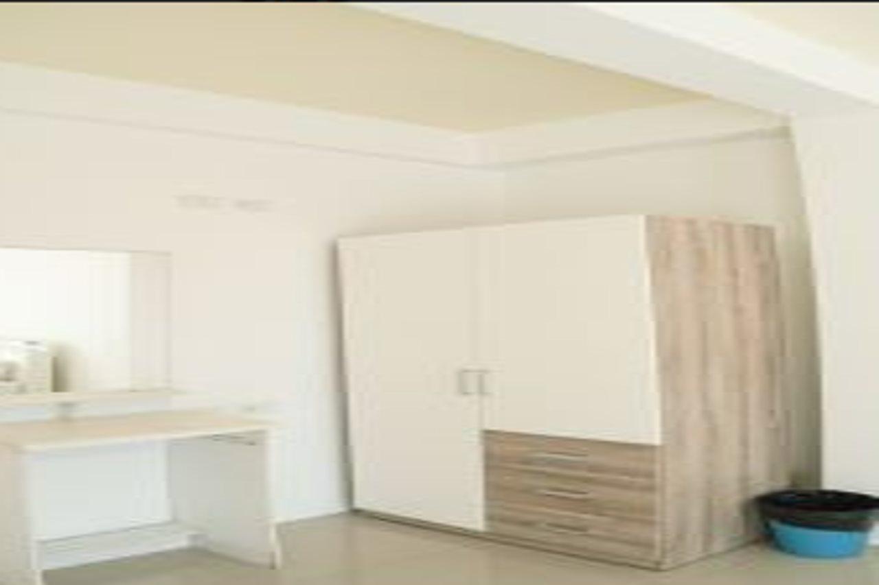 Roomquest Bangkok Sukhumvit 50 Buitenkant foto