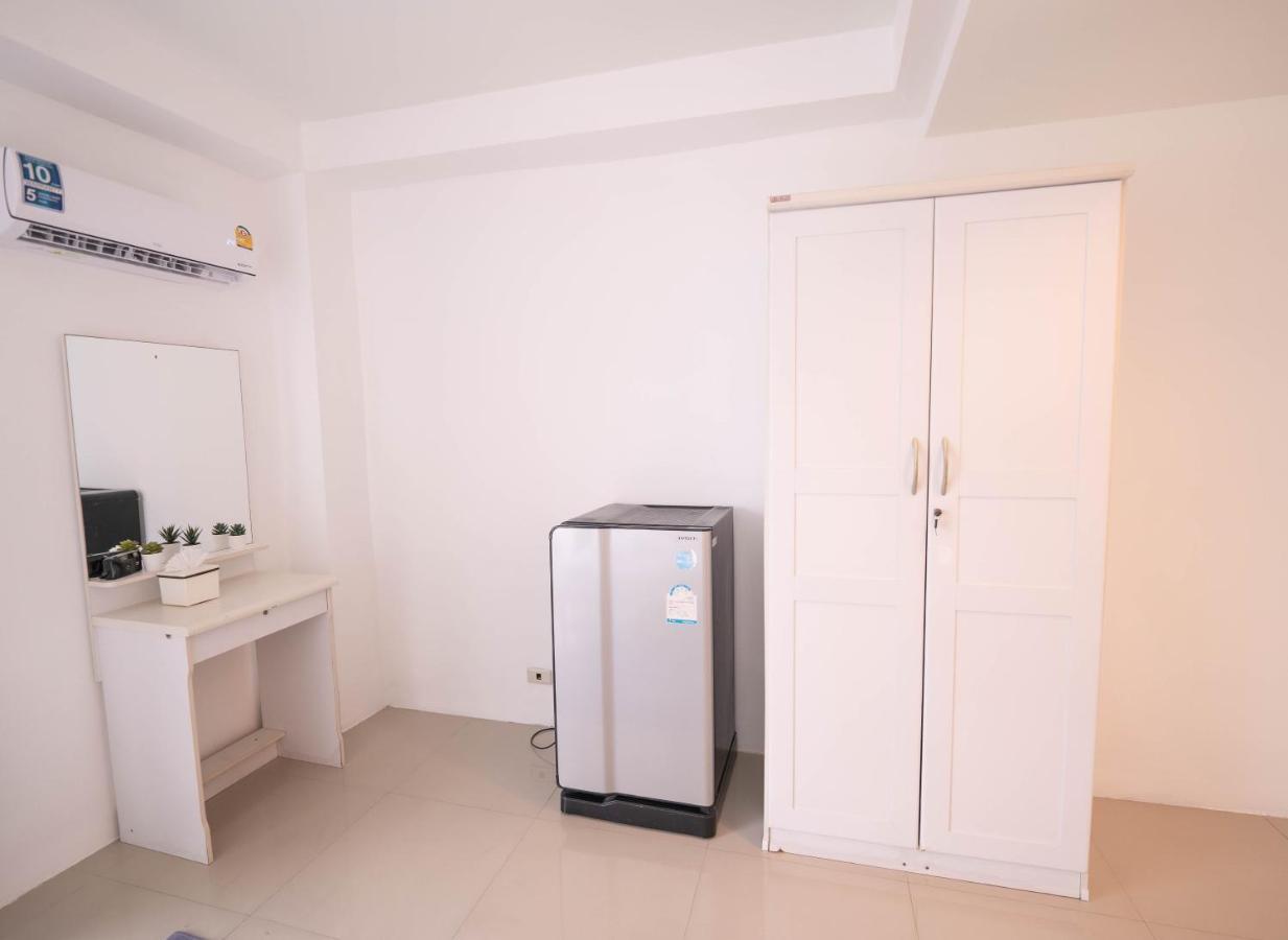 Roomquest Bangkok Sukhumvit 50 Buitenkant foto