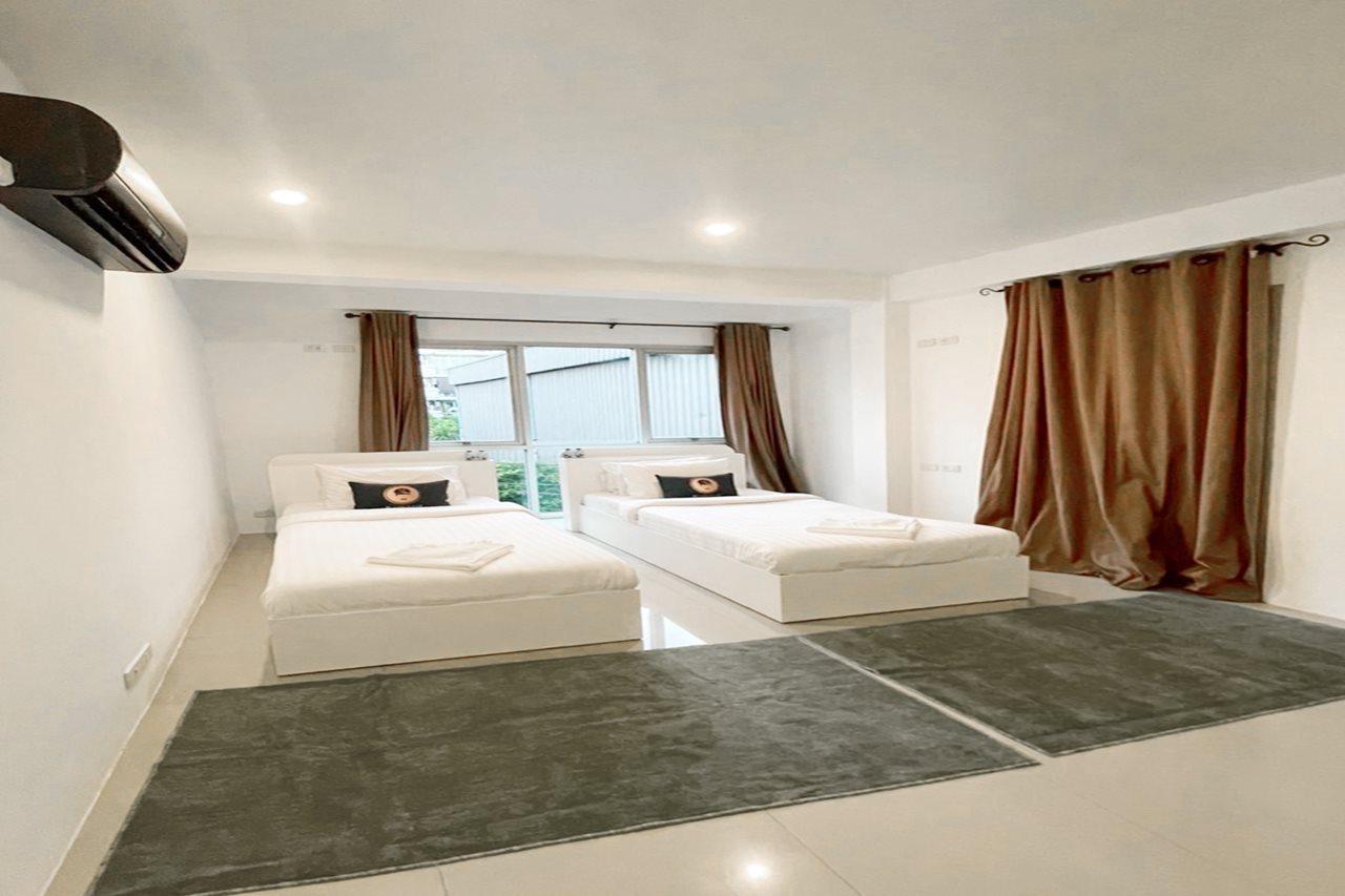 Roomquest Bangkok Sukhumvit 50 Buitenkant foto